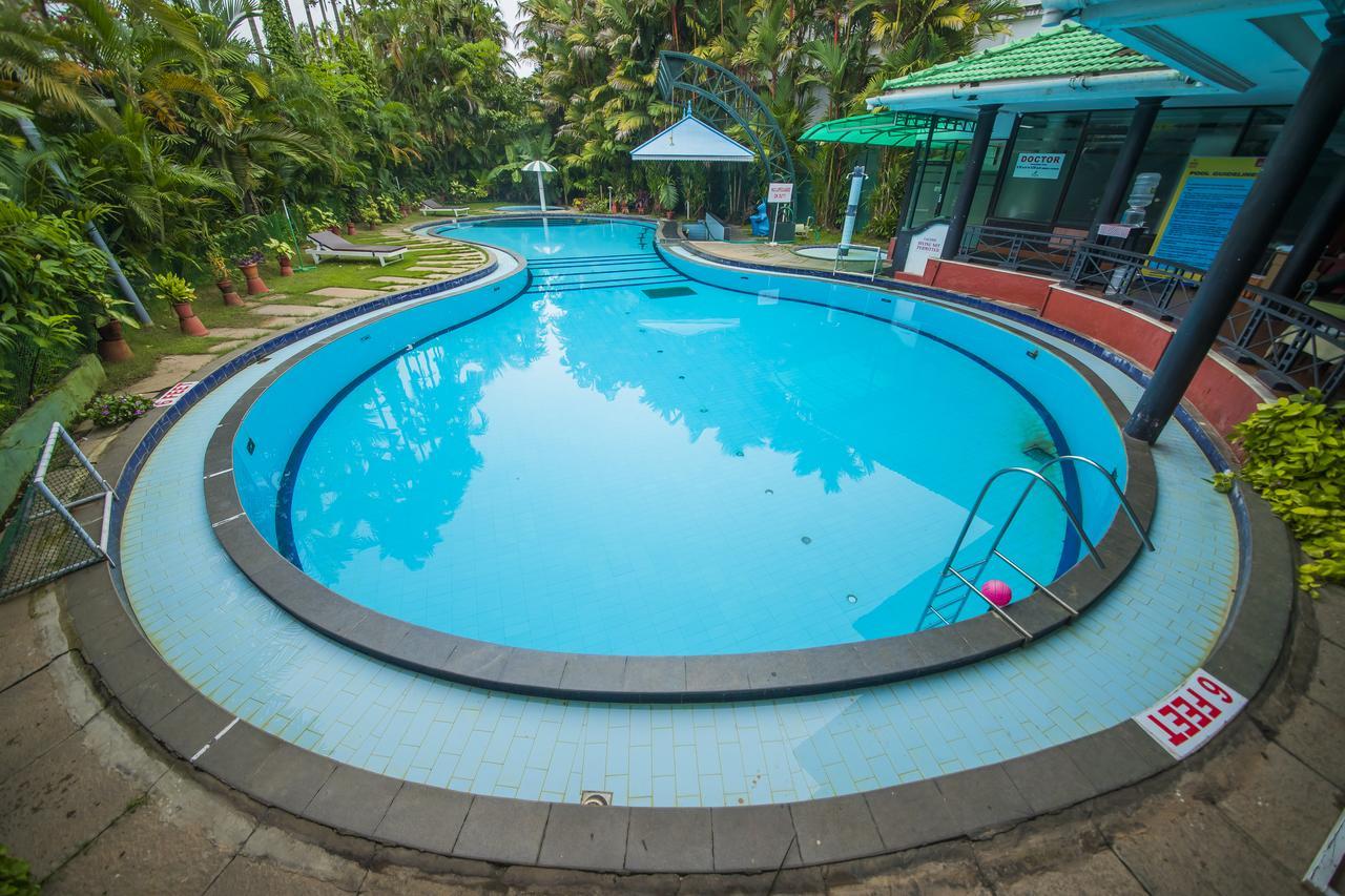 Hotel The Renai Cochin Kochi Exterior foto