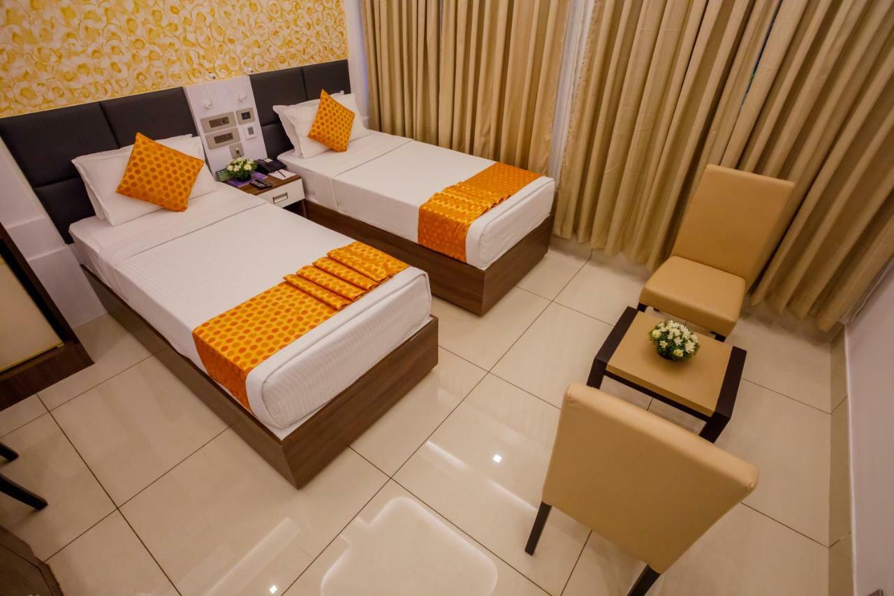 Hotel The Renai Cochin Kochi Exterior foto